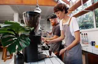 Qu’est-ce qu’un percolateur ? Guide complet et conseils